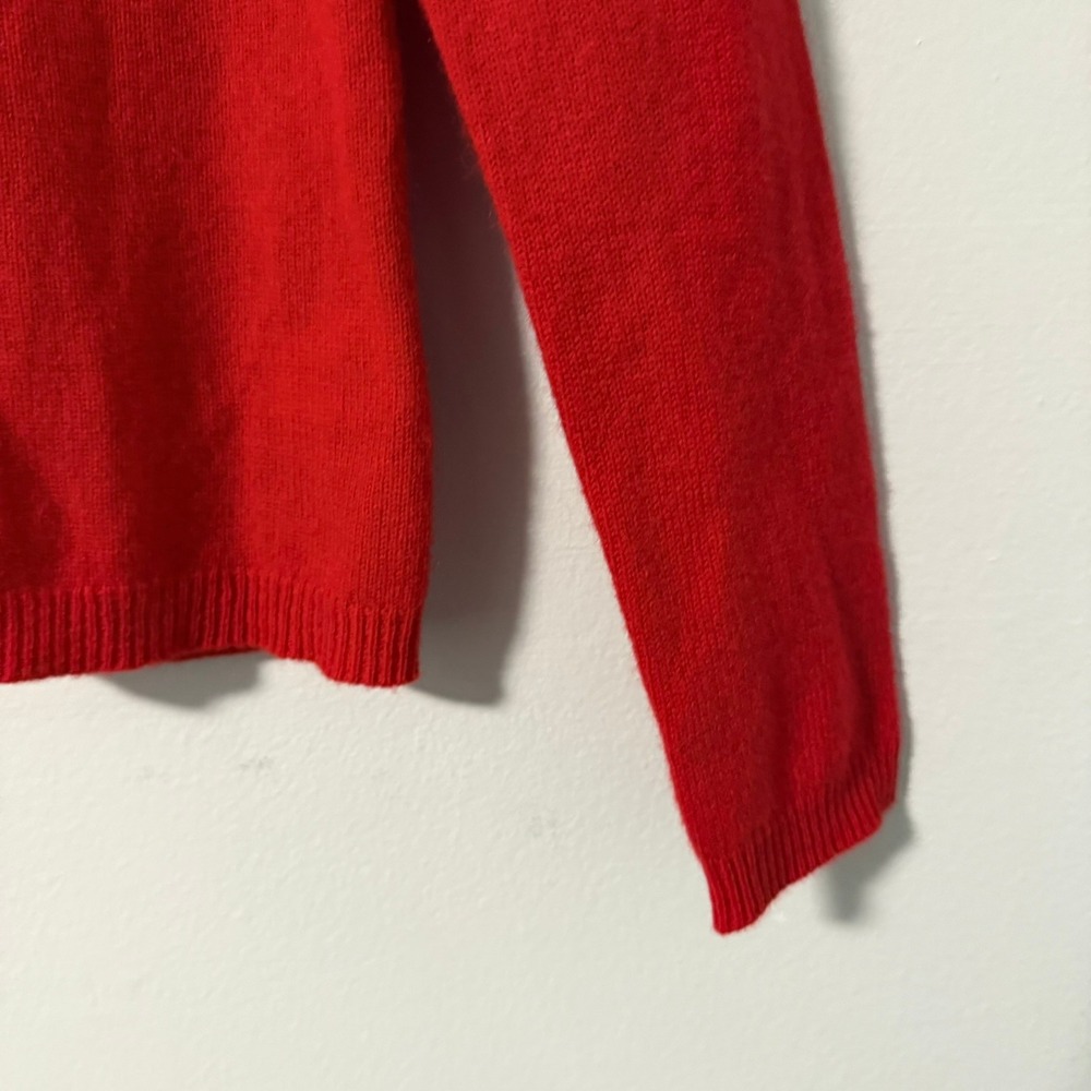 Tahari Pure Luxe Red 100% Cashmere Crewneck Sweater Women's Small - Picture 4 of 9
